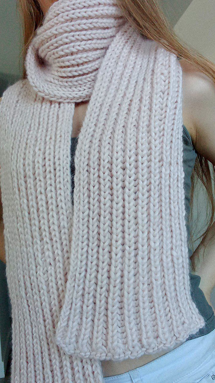 Chunky Wool beige handmade scarf