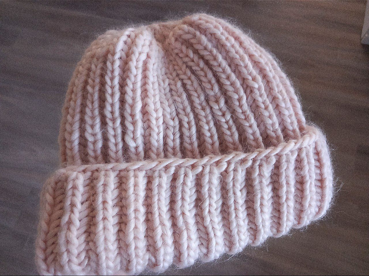 Chunky beige combo scarf/hat