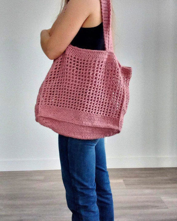 Rose crocheted bag